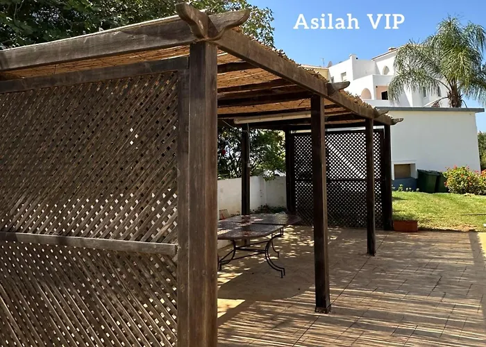 Asilah Vip - - - - Vida De Lujo - - - - - - - Vistas Al Mar - - - - - - -Netflix - - - - - - 2 Piscinas - - - - - 5 Minutos De Playa - - - - - - - - - - Garaje Private - - - - -