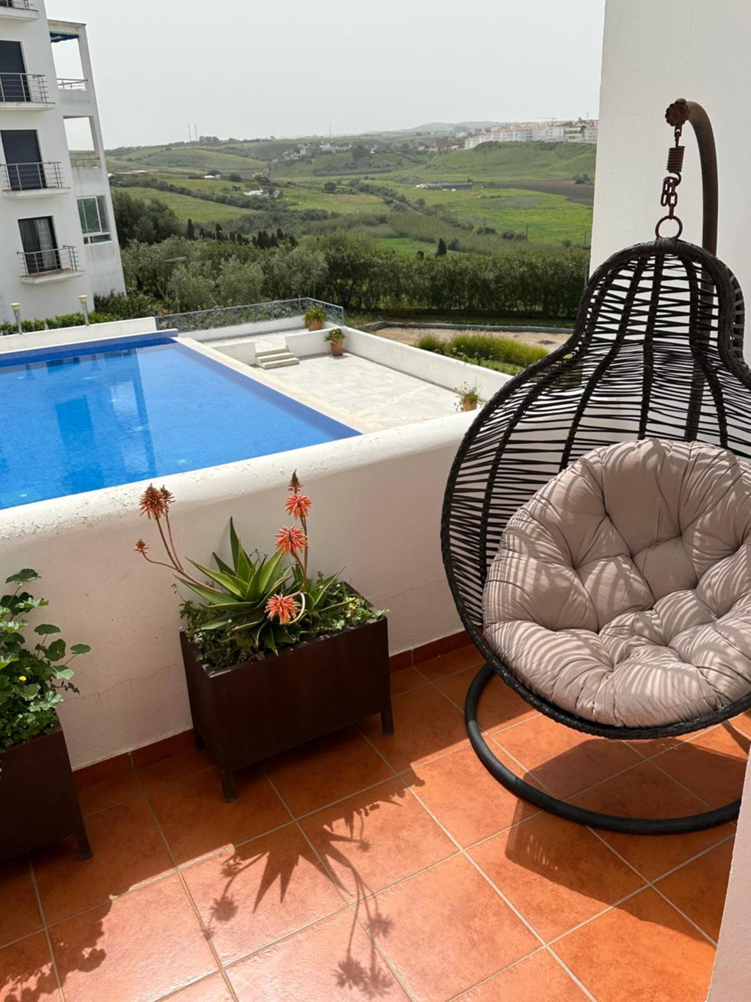 Apartment Vip - - - - Vida De Lujo - - - - - - - Vistas Al Mar - - - - - - -netflix - - - - - - 2 Piscinas - - - - - 5 Minutos De Playa - - - - - - - - - - Garaje Private - - - - -
