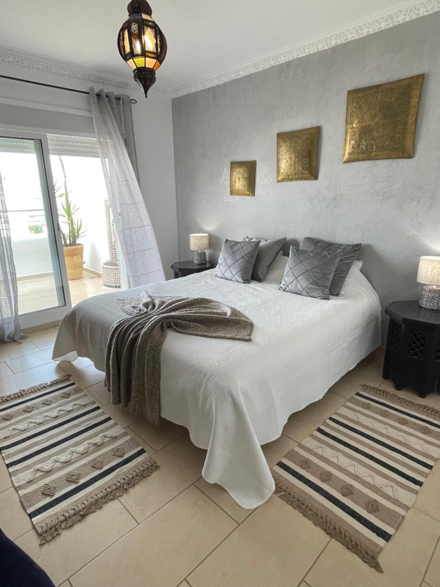 Apartment Vip - - - - Vida De Lujo - - - - - - - Vistas Al Mar - - - - - - -netflix - - - - - - 2 Piscinas - - - - - 5 Minutos De Playa - - - - - - - - - - Garaje Private - - - - - Asilah