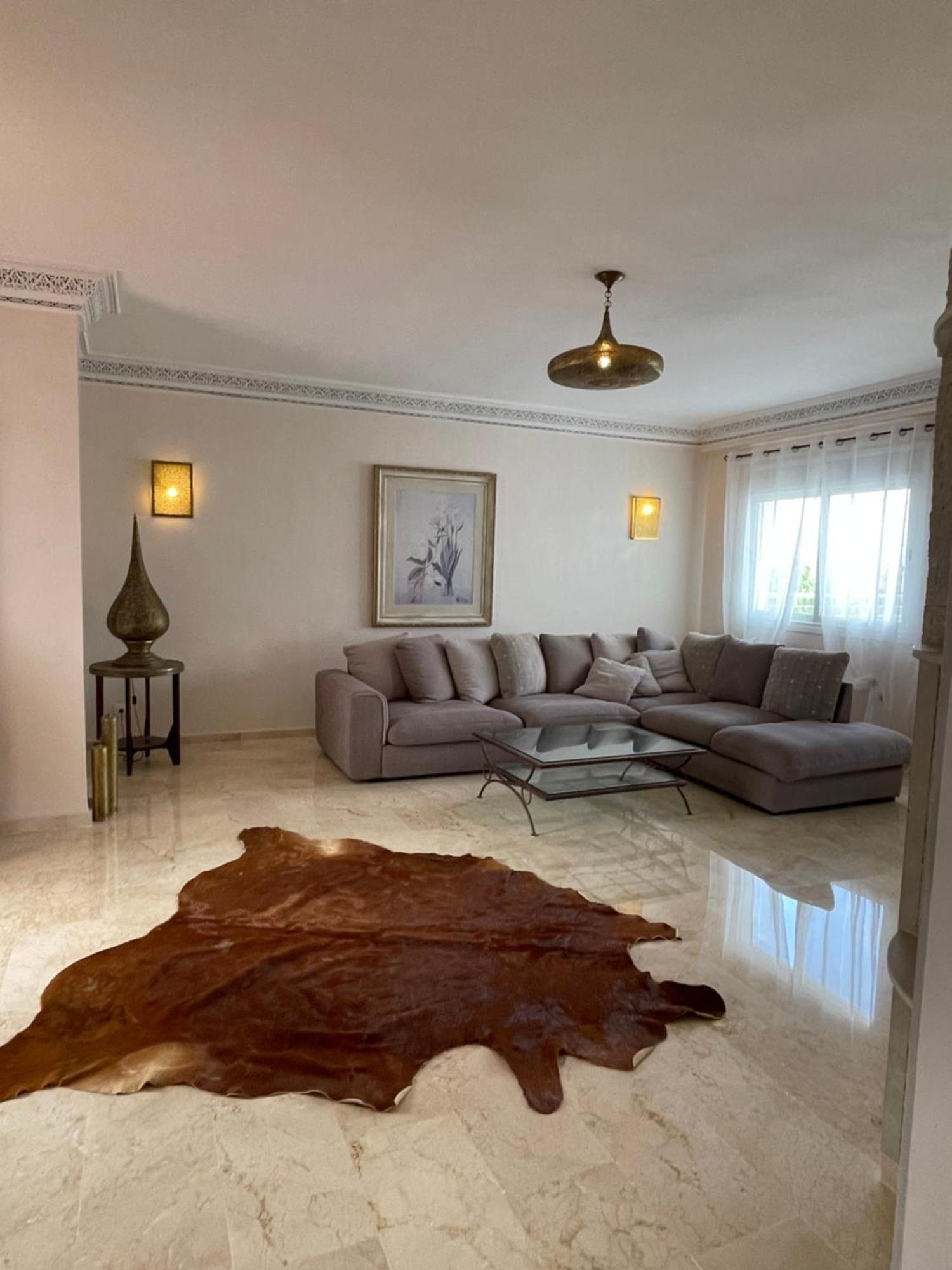 Vip - - - - Vida De Lujo - - - - - - - Vistas Al Mar - - - - - - -netflix - - - - - - 2 Piscinas - - - - - 5 Minutos De Playa - - - - - - - - - - Garaje Private - - - - - Asilah