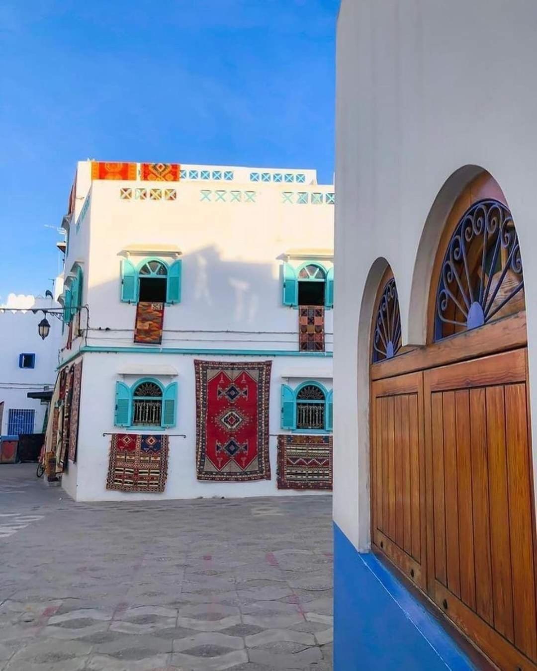 Vip - - - - Vida De Lujo - - - - - - - Vistas Al Mar - - - - - - -netflix - - - - - - 2 Piscinas - - - - - 5 Minutos De Playa - - - - - - - - - - Garaje Private - - - - - Apartment Asilah
