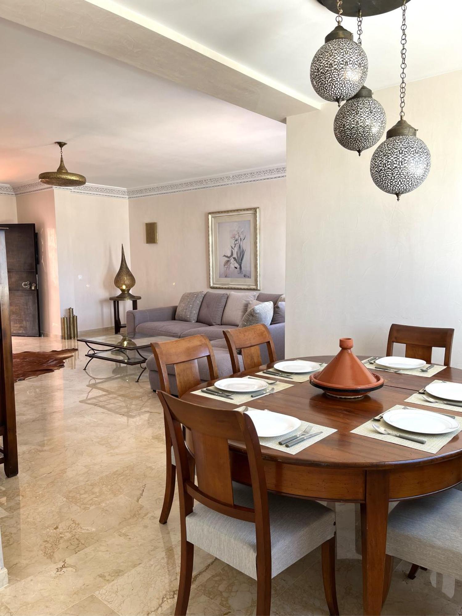 Vip - - - - Vida De Lujo - - - - - - - Vistas Al Mar - - - - - - -netflix - - - - - - 2 Piscinas - - - - - 5 Minutos De Playa - - - - - - - - - - Garaje Private - - - - - *