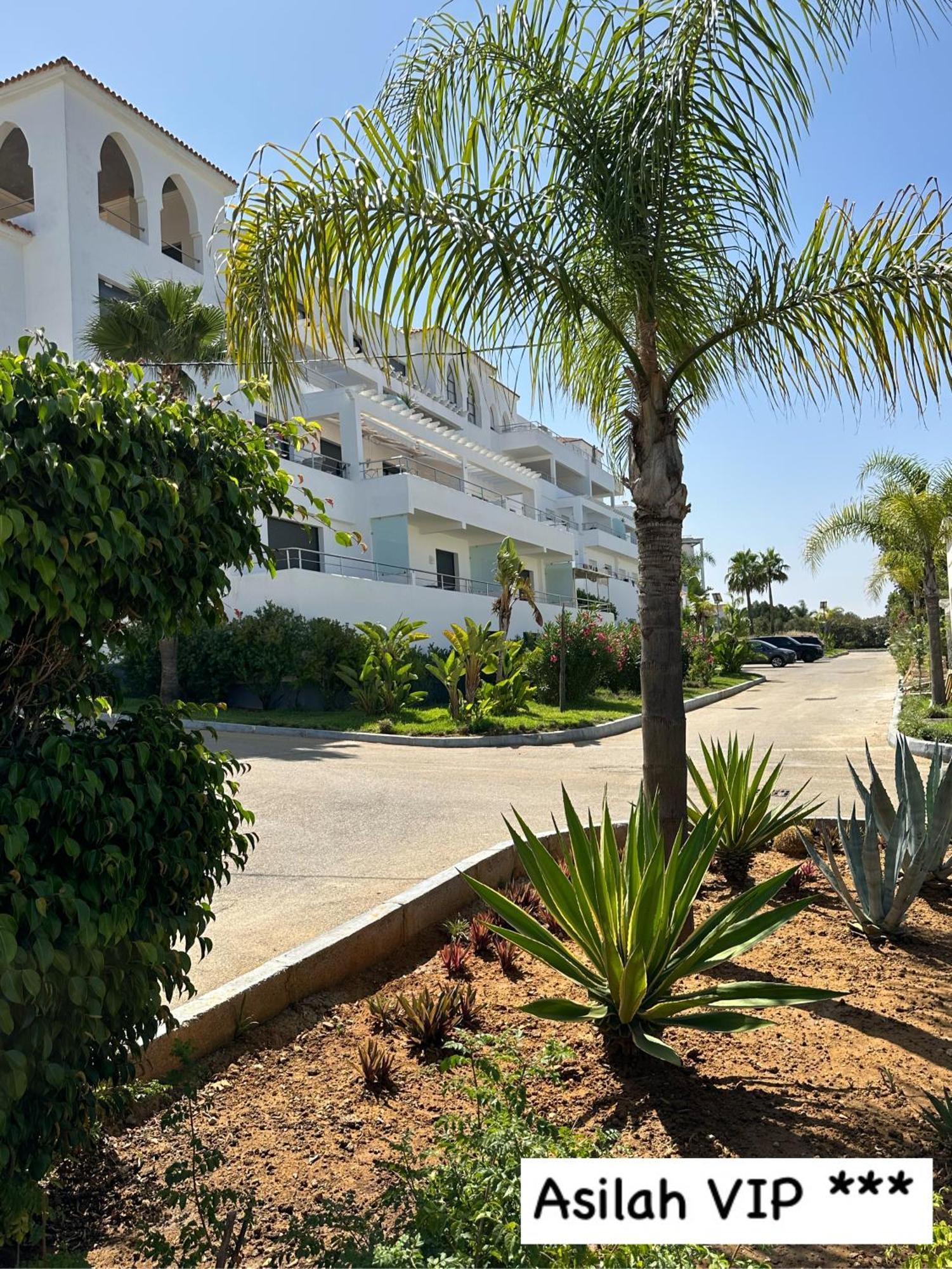 Apartment Vip - - - - Vida De Lujo - - - - - - - Vistas Al Mar - - - - - - -netflix - - - - - - 2 Piscinas - - - - - 5 Minutos De Playa - - - - - - - - - - Garaje Private - - - - - Asilah