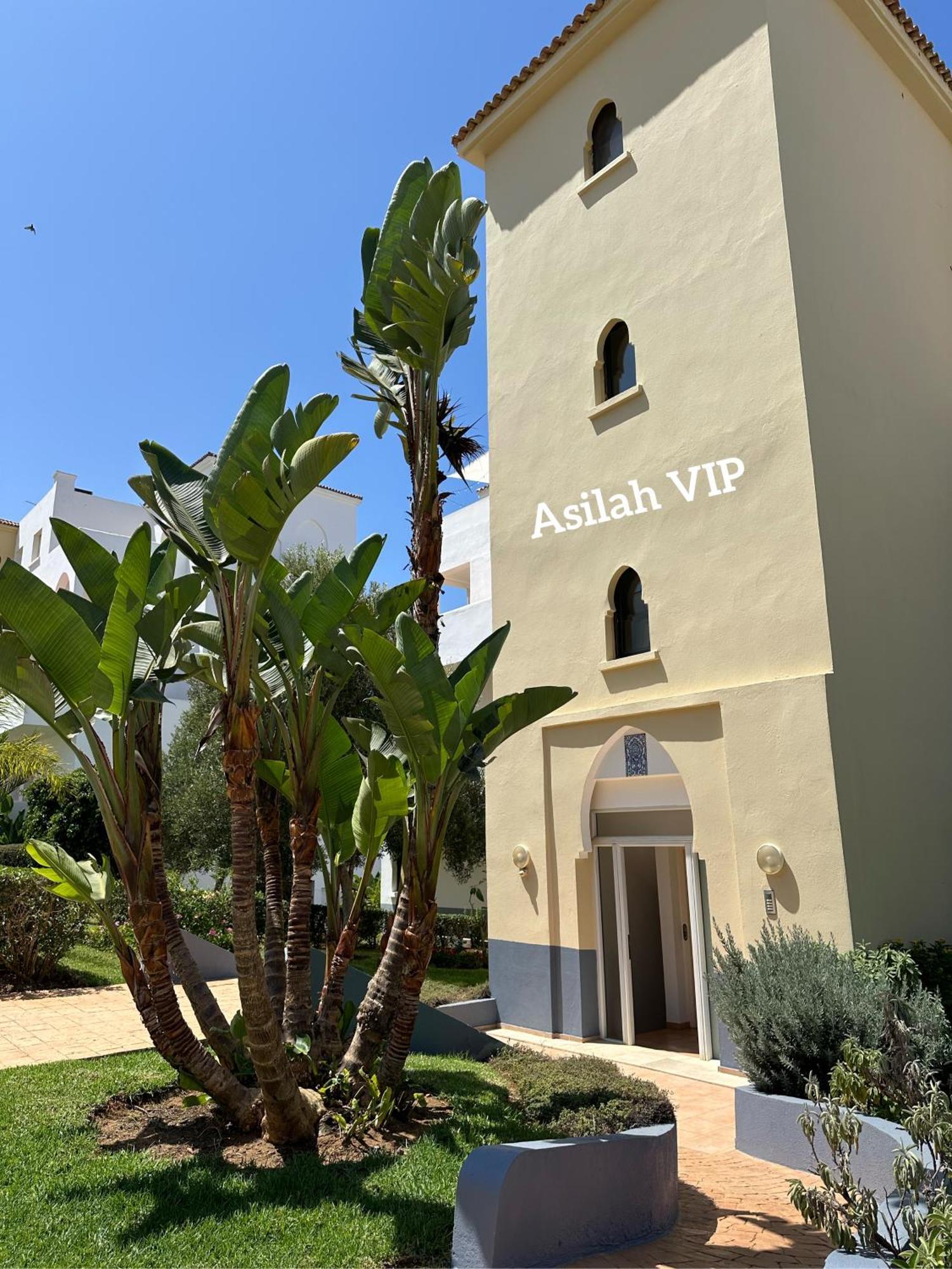 Vip - - - - Vida De Lujo - - - - - - - Vistas Al Mar - - - - - - -netflix - - - - - - 2 Piscinas - - - - - 5 Minutos De Playa - - - - - - - - - - Garaje Private - - - - - Apartment Asilah