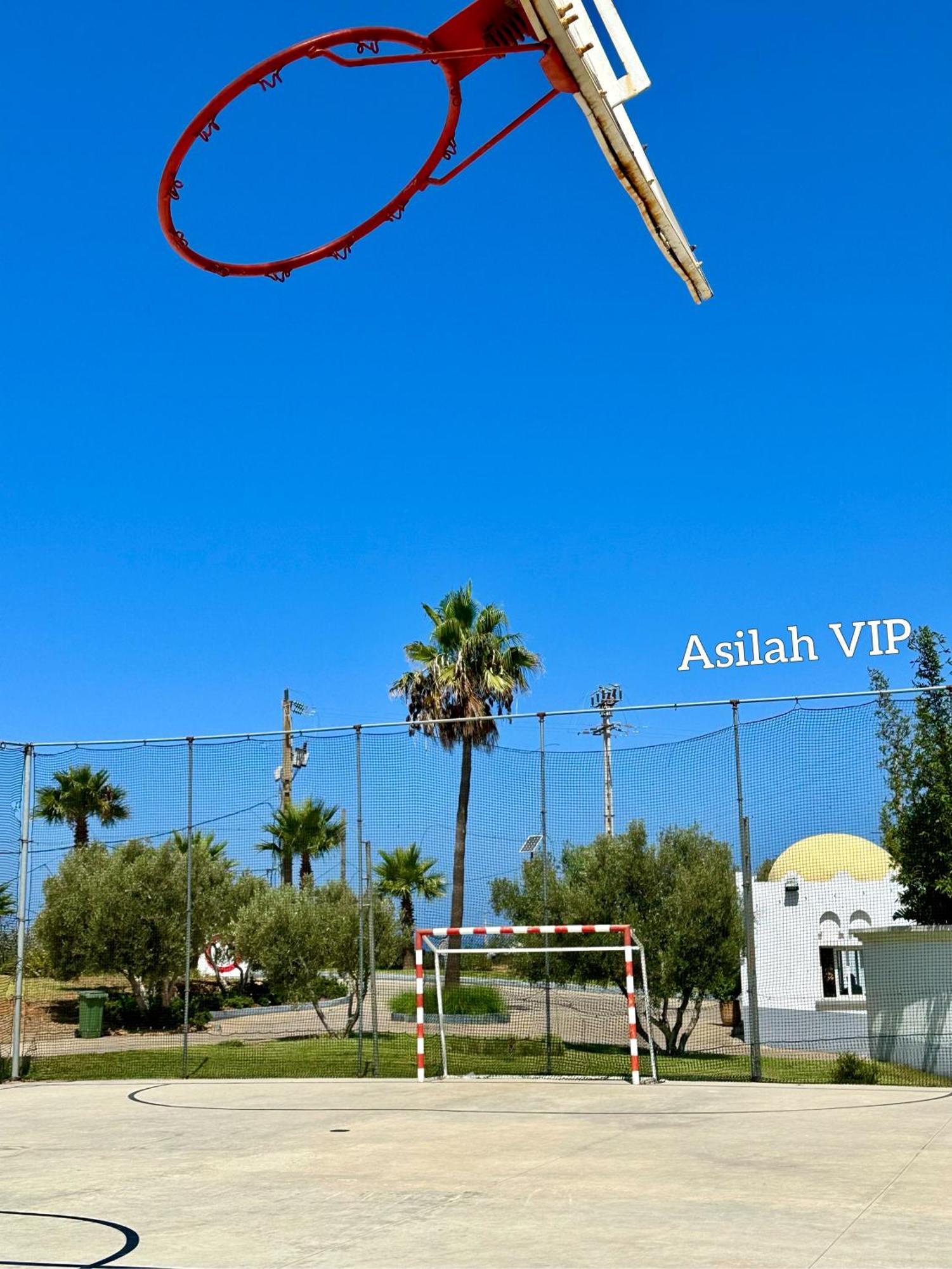 Vip - - - - Vida De Lujo - - - - - - - Vistas Al Mar - - - - - - -netflix - - - - - - 2 Piscinas - - - - - 5 Minutos De Playa - - - - - - - - - - Garaje Private - - - - - Apartment Asilah
