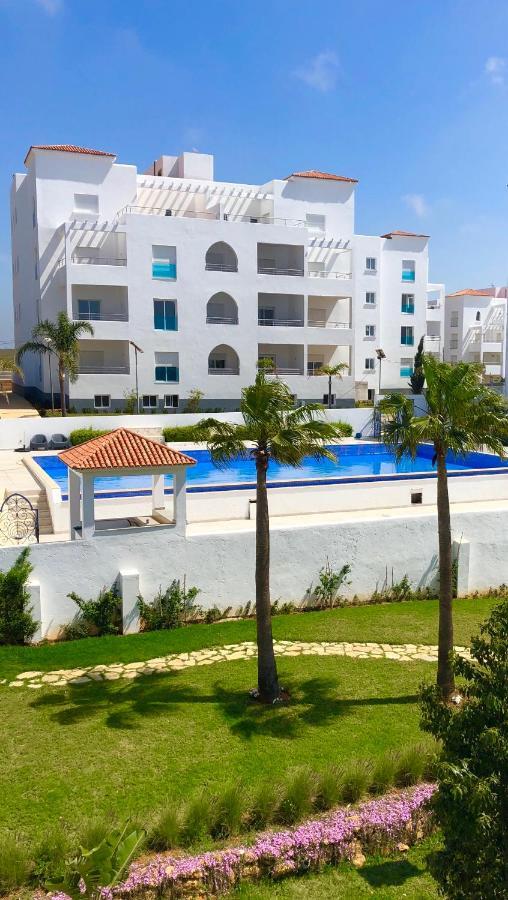 Vip - - - - Vida De Lujo - - - - - - - Vistas Al Mar - - - - - - -netflix - - - - - - 2 Piscinas - - - - - 5 Minutos De Playa - - - - - - - - - - Garaje Private - - - - - * Asilah